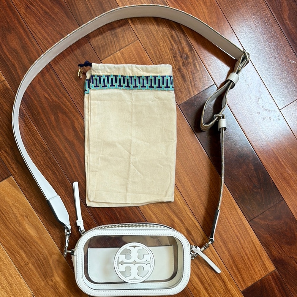 Tory Burch Clear Crossbody with White and Beige rafia strap